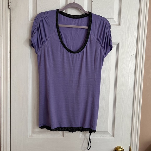 EUC Lululemon Willpower Drawstring Short Sleeve Tech Tee in Grape - 8 - Picture 12 of 13